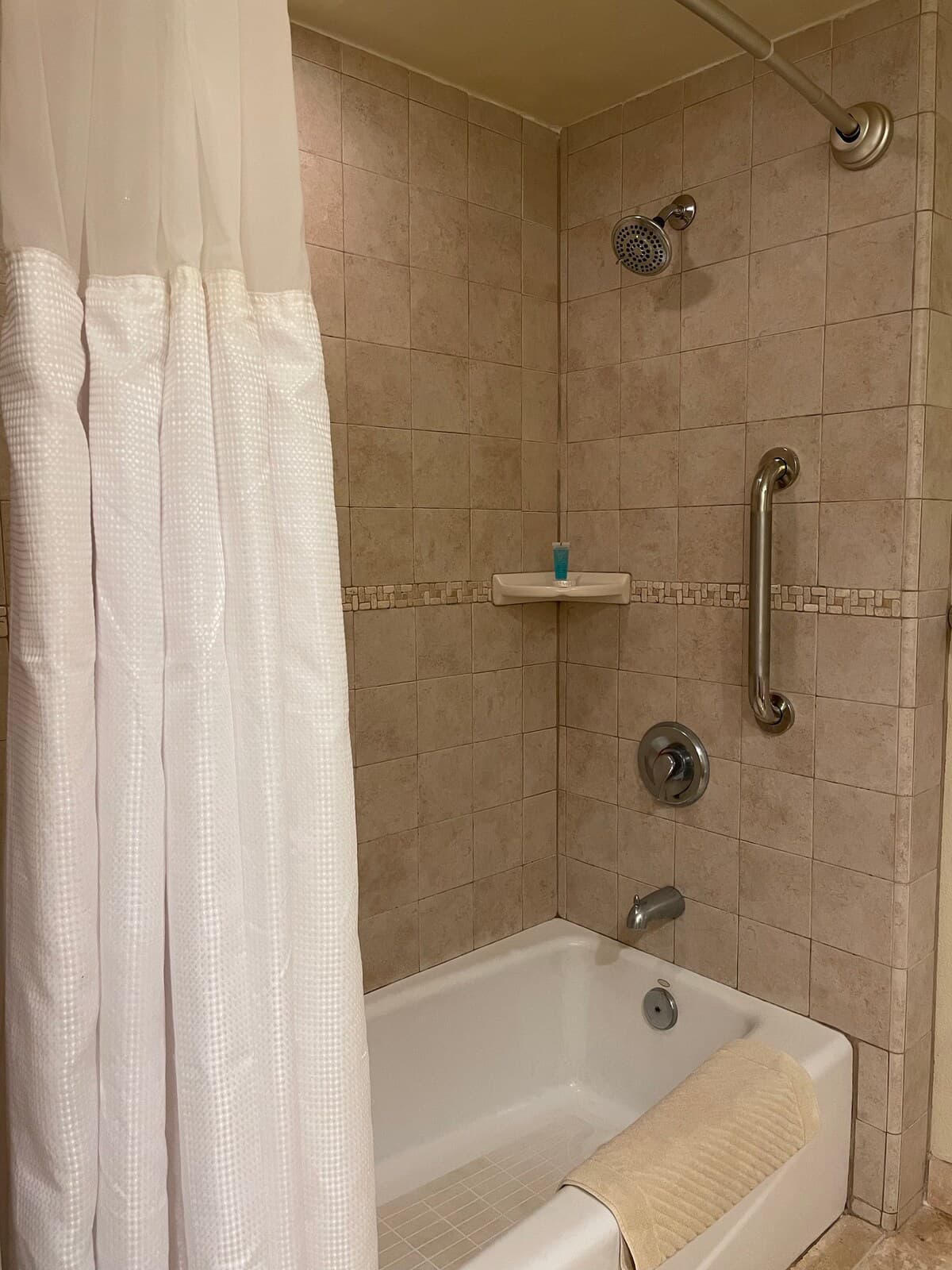 Condo in Kapaa · ★4.78 · Studio · 2 beds · 1 private bath - Photo 5