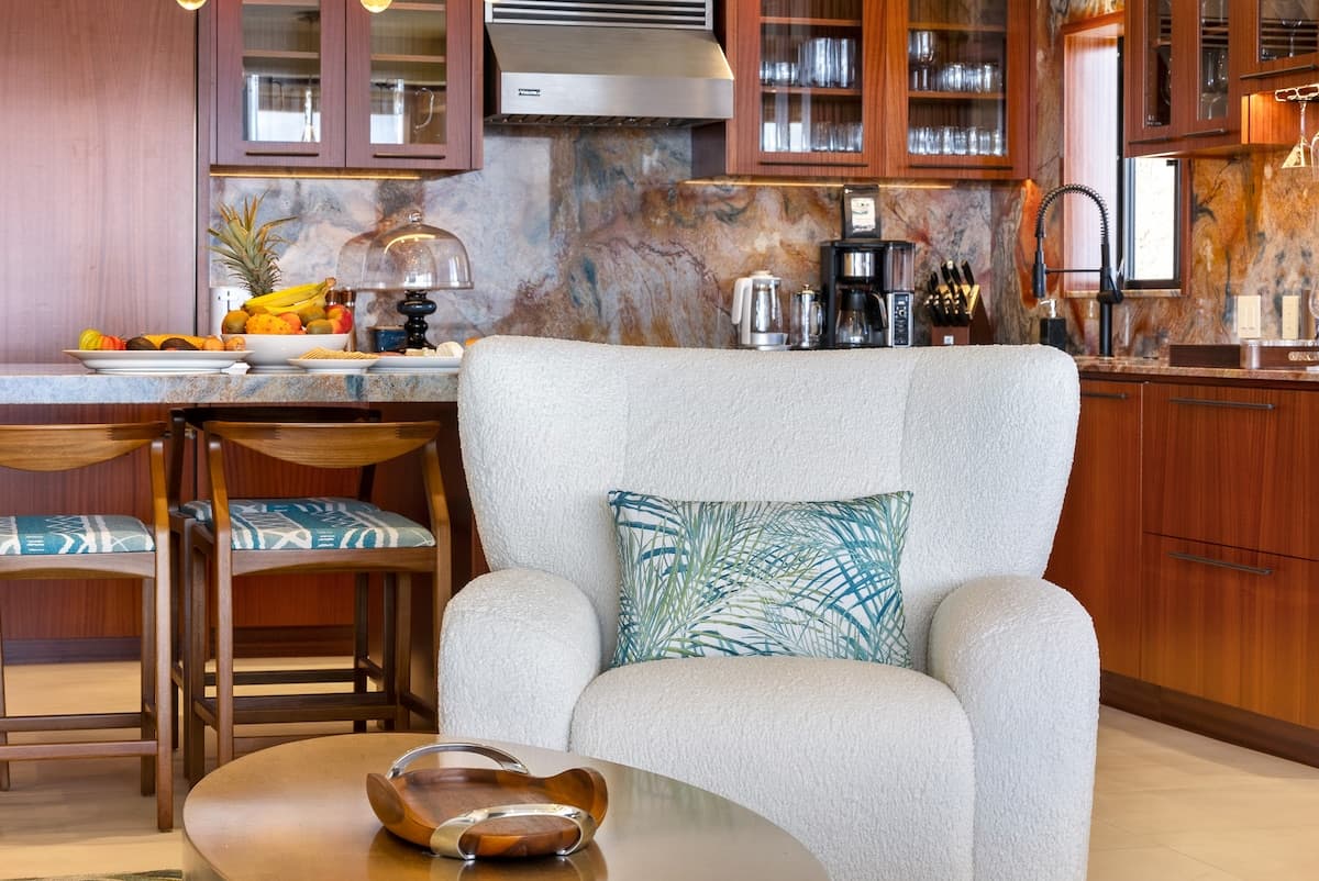 Fabulous Ocean Views - Luxury 2br/2ba Penthouse - Photo 2