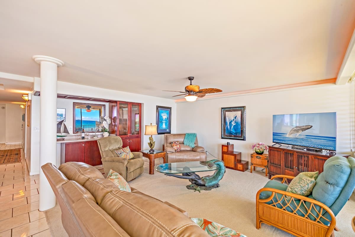 Condo in Wailuku · ★4.86 · 3 bedrooms · 3 beds · 2 baths - Photo 4