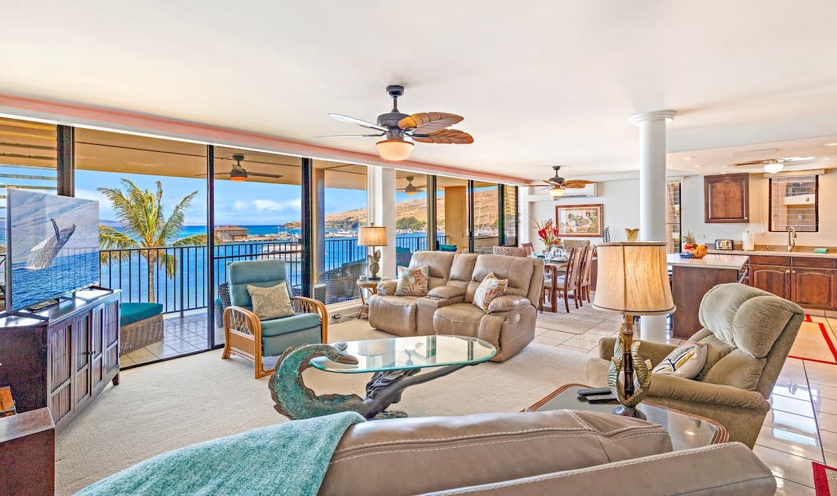 Condo in Wailuku · ★4.86 · 3 bedrooms · 3 beds · 2 baths - Photo 5