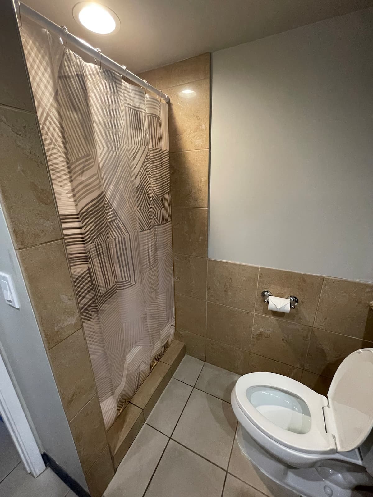 Hotel in Honolulu · ★4.72 · 1 bedroom · 1 bed · 1 private bath - Photo 5