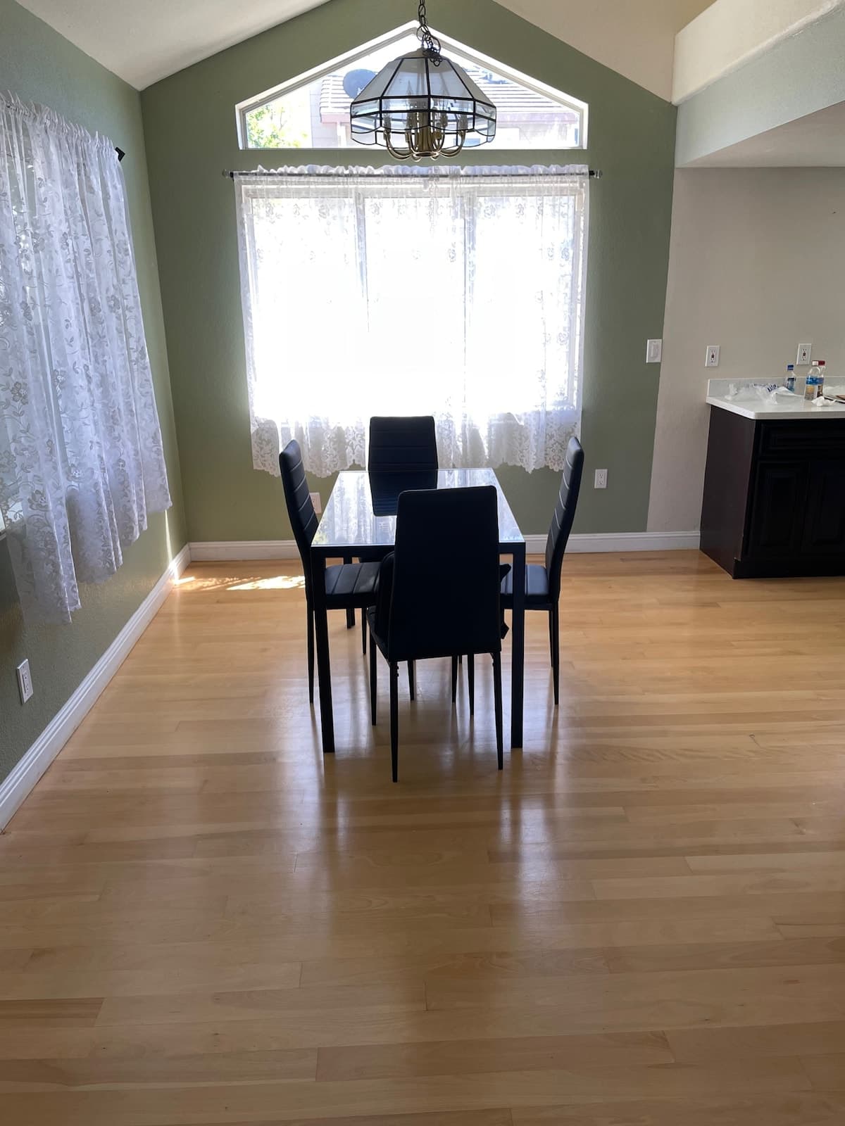 Private Room + Bath, Shared Kitchen in San Jose - Photo 3