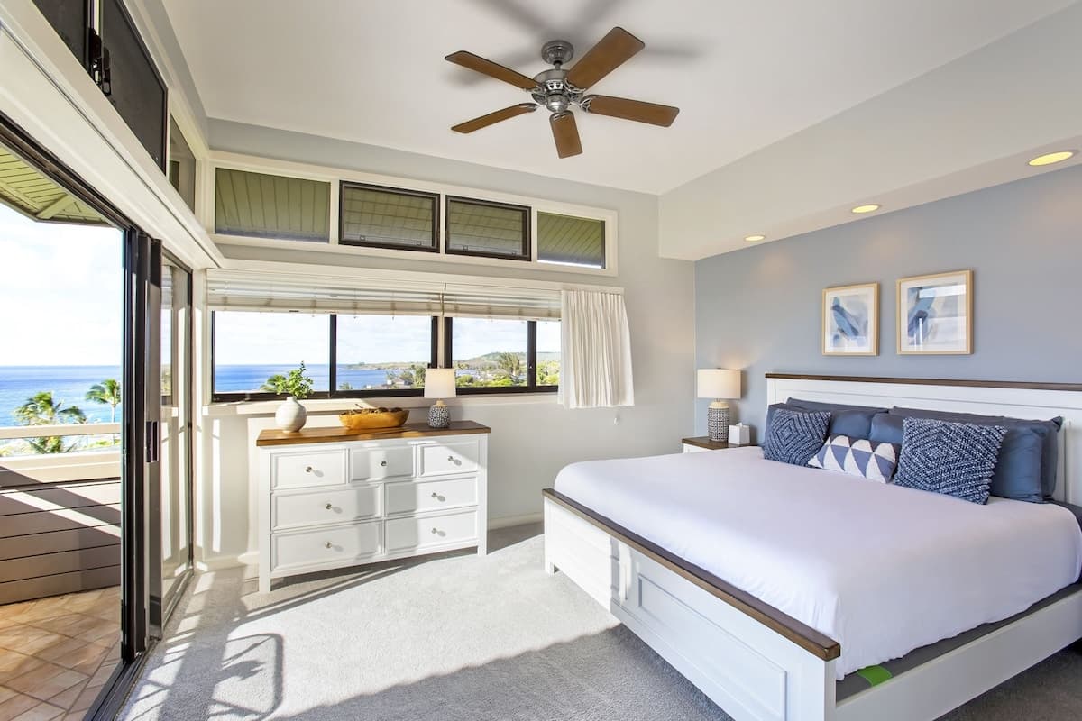 Condo in Lahaina · ★5.0 · 1 bedroom · 2 beds · 2.5 baths - Photo 2
