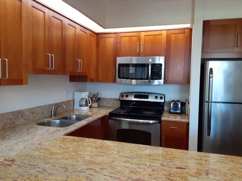 Condo in Lahaina · ★4.86 · 1 bedroom · 1 bed · 1 bath - Photo 5