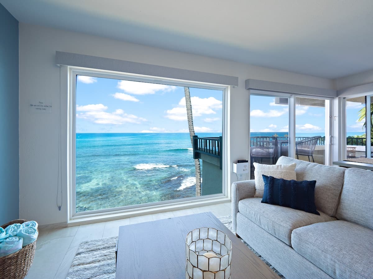 Gorgeous Unit, Stunning Views! - Photo 1