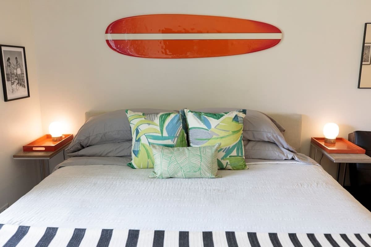 Condo in Kailua-Kona · ★4.87 · Studio · 1 bed · 1 bath - Photo 1