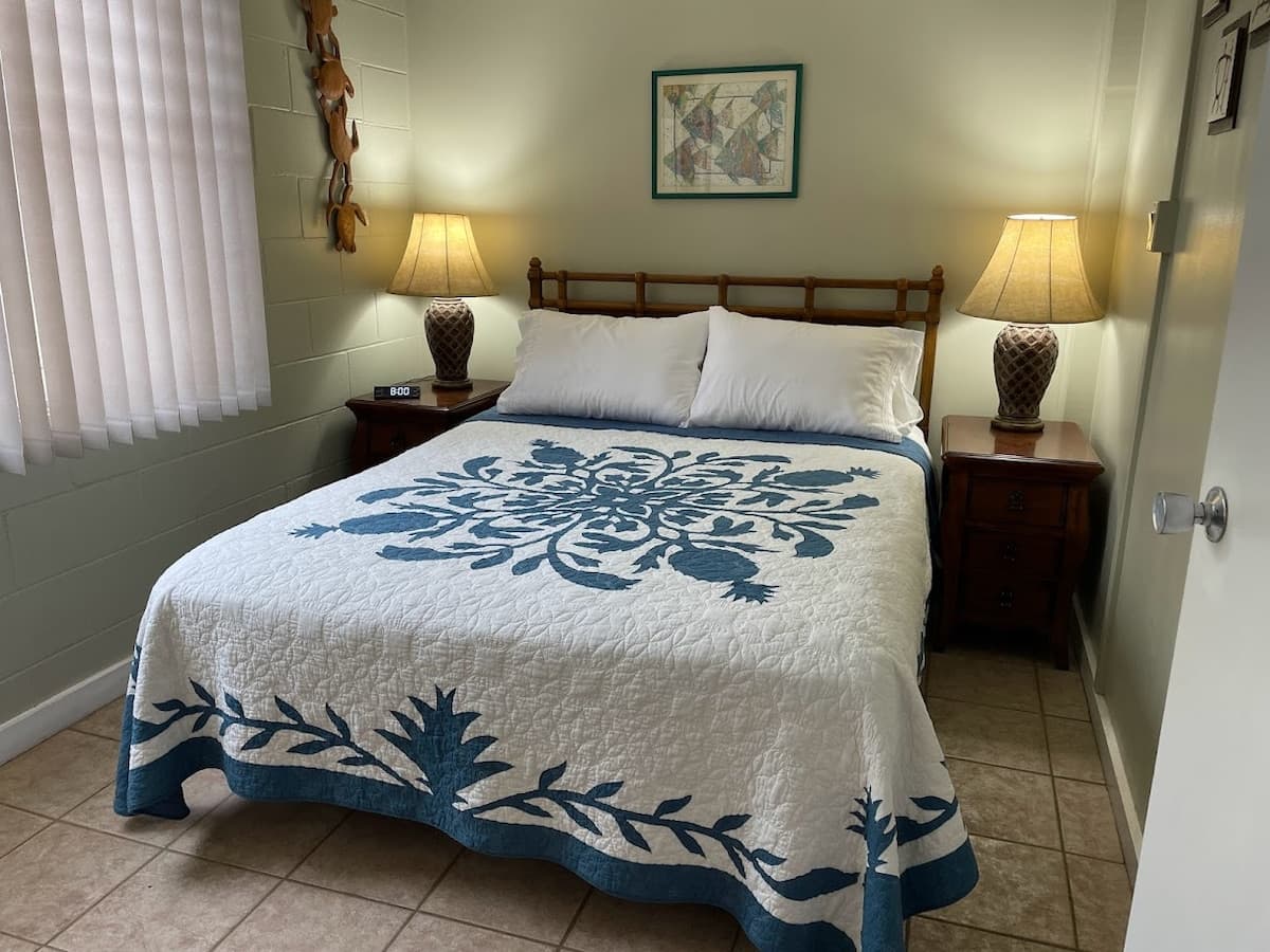 Condo in Kihei · ★4.8 · 2 bedrooms · 2 beds · 2 private baths - Photo 2