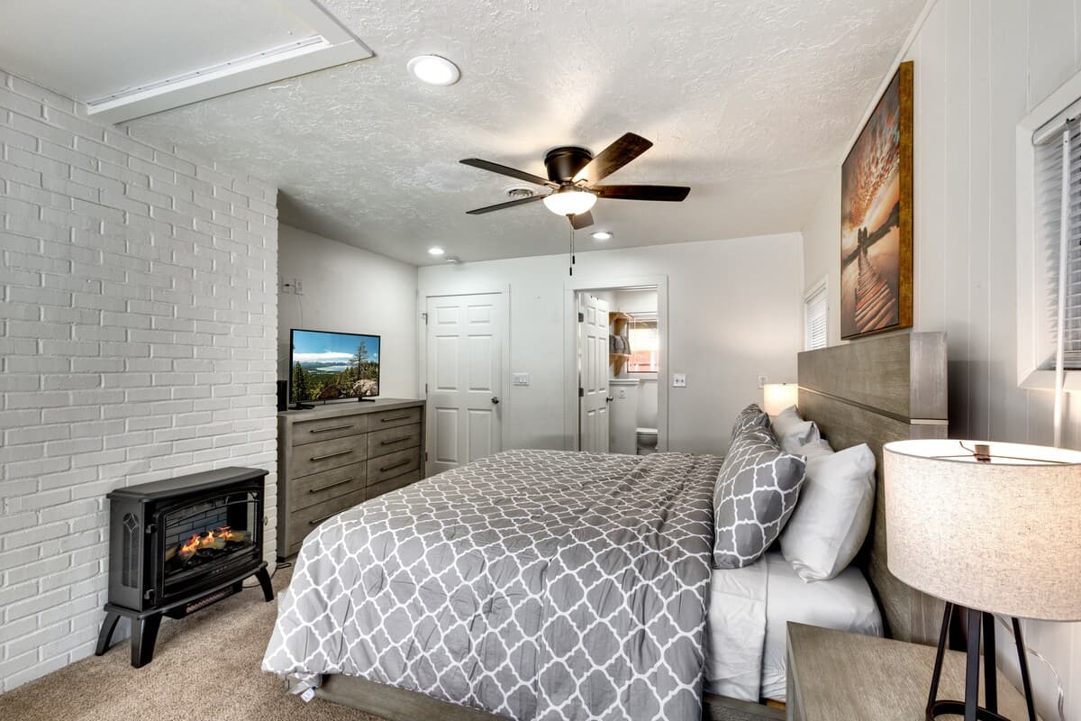 Renovated Home, 1 Mi to Heavenly, 2 Masters - Photo 2