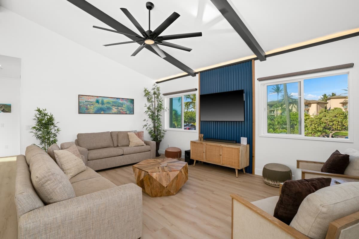 Home in Kapaa · ★4.96 · 2 bedrooms · 2 beds · 2 baths - Photo 2