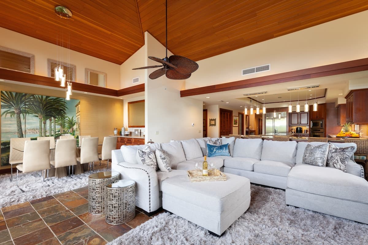 Home in Waimea · ★5.0 · 3 bedrooms · 3 beds · 3.5 baths - Photo 3