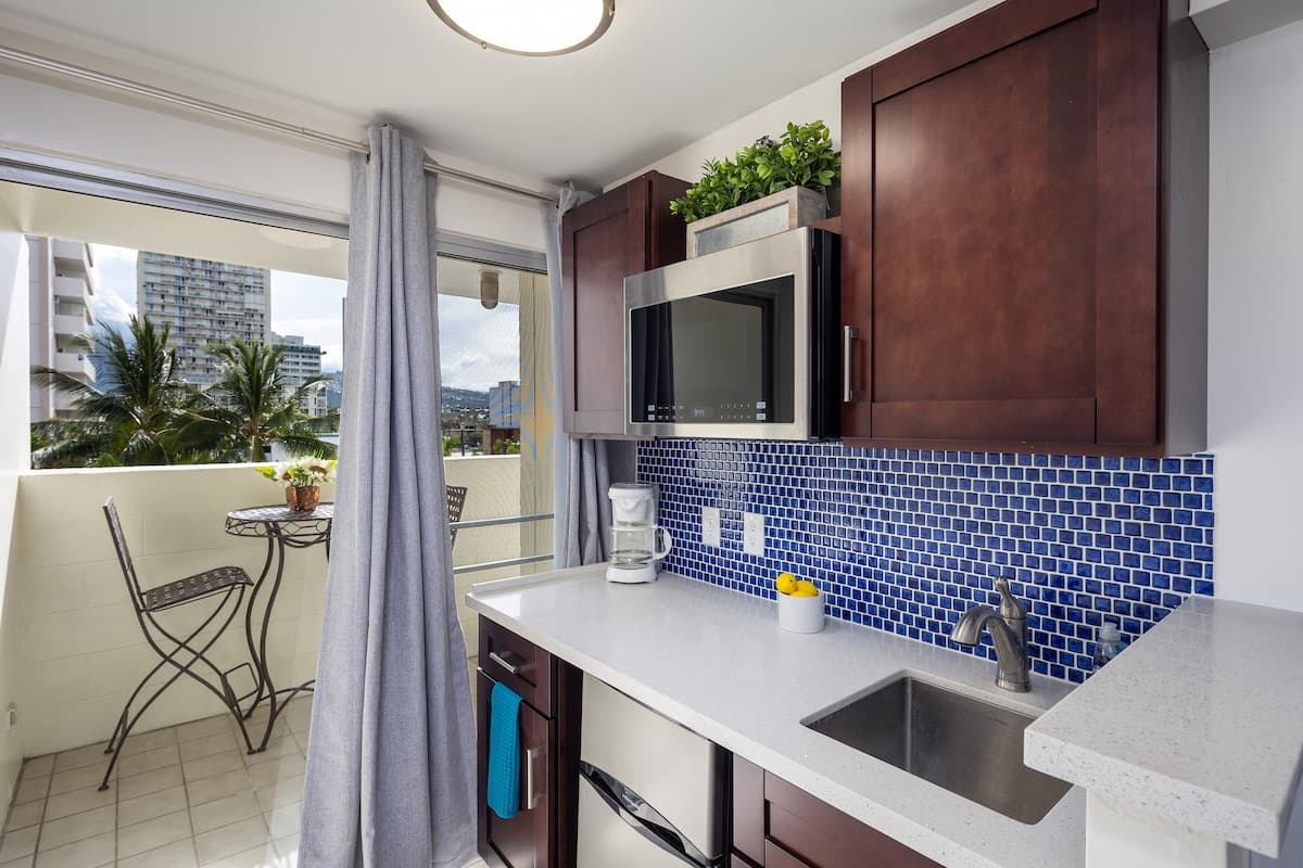:503A Waikiki Beach Cove: - Photo 1
