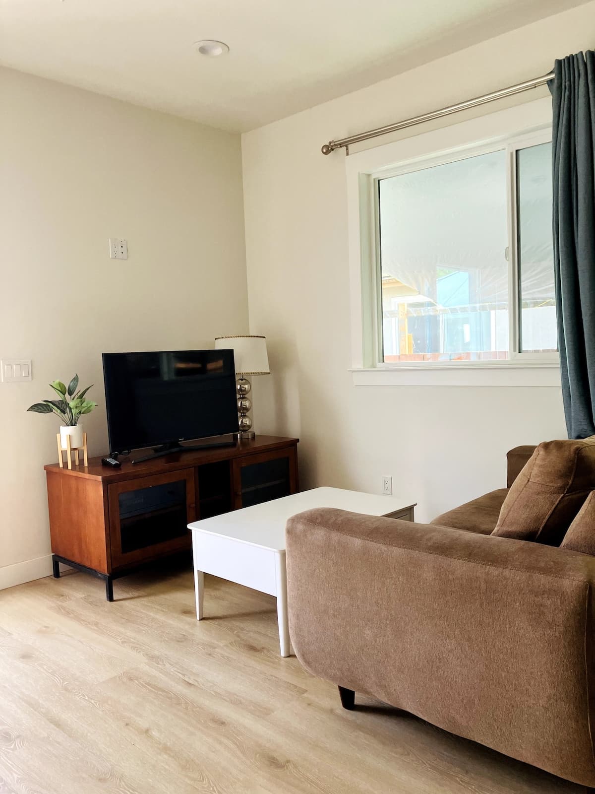 New San Leandro Gem Near Marina Park - Photo 1