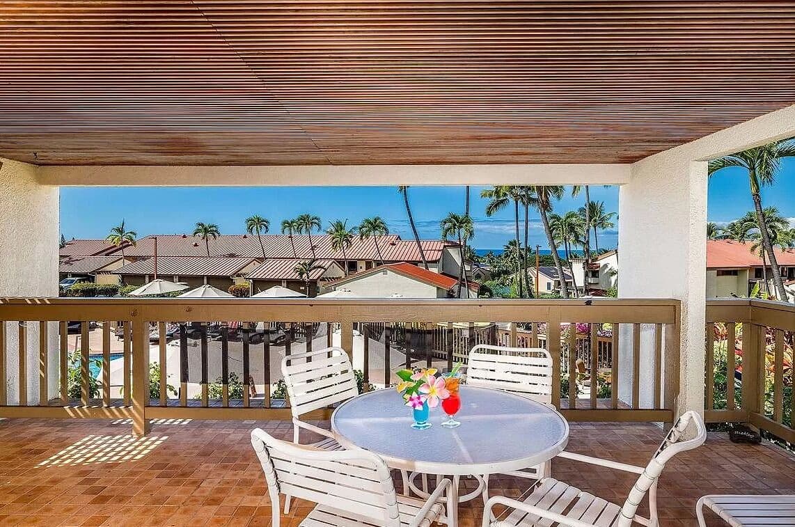 Spacious Condo w/ Ocean Views - Photo 5
