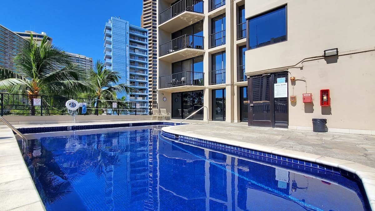 Modern studio w/ pool & BBQ access - Photo 2