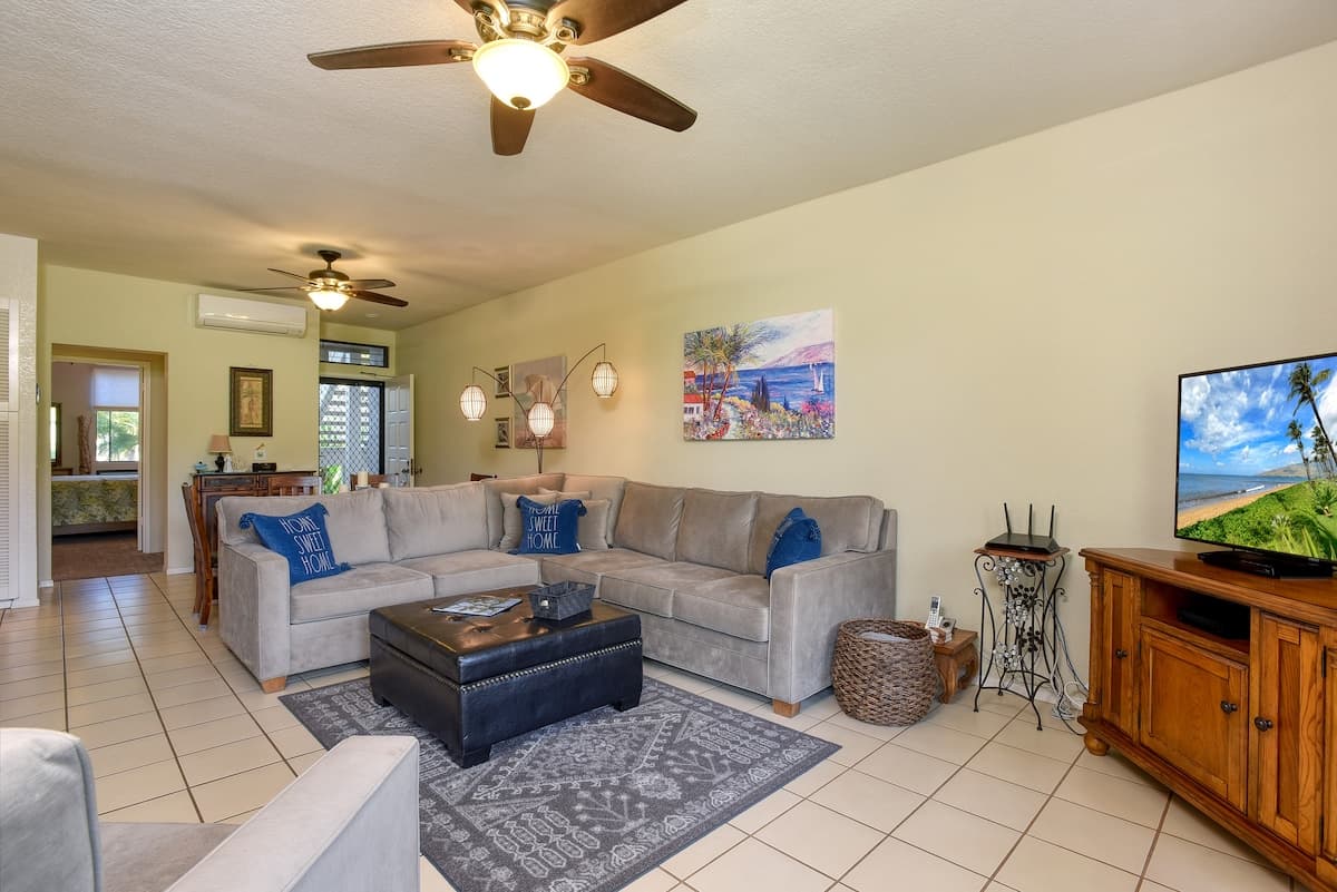 Condo in Wailea · ★4.96 · 1 bedroom · 2 beds · 2 baths - Photo 5