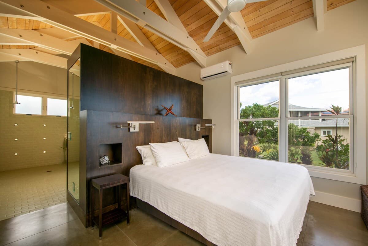 Home in Kekaha · ★5.0 · 3 bedrooms · 3 beds · 3.5 baths - Photo 2