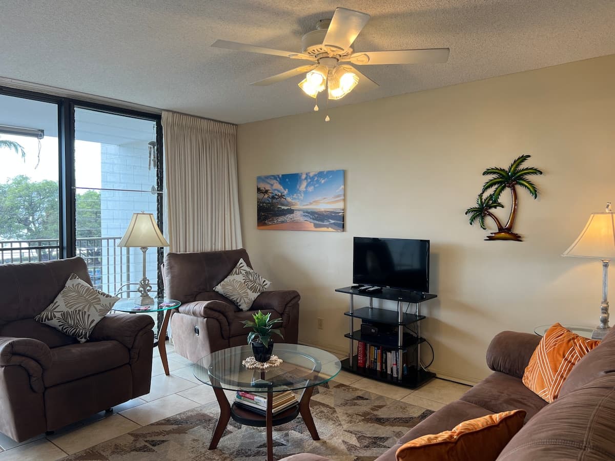 Sunset Sanctuary - Maui Parkshore - Top Floor - Photo 4