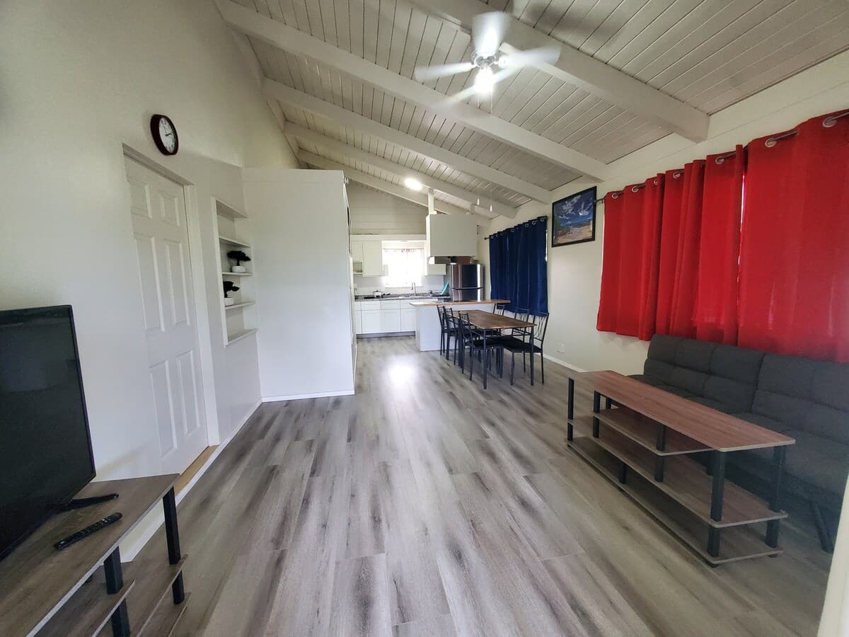 Townhouse in Keaau · ★4.58 · 2 bedrooms · 2 beds · 1 private bath - Photo 2