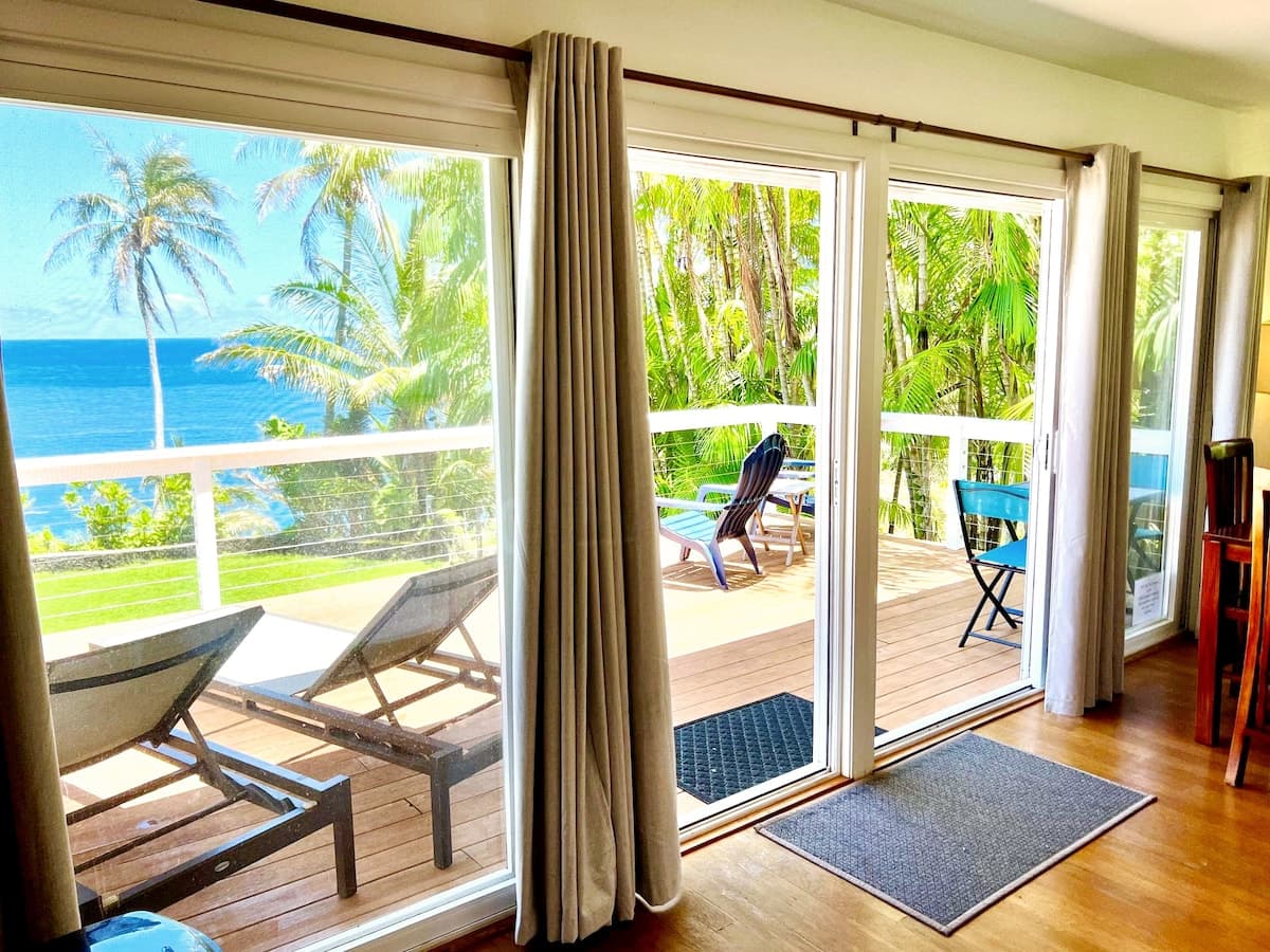 Home in Hakalau · ★4.97 · 2 bedrooms · 2 beds · 1 bath - Photo 3