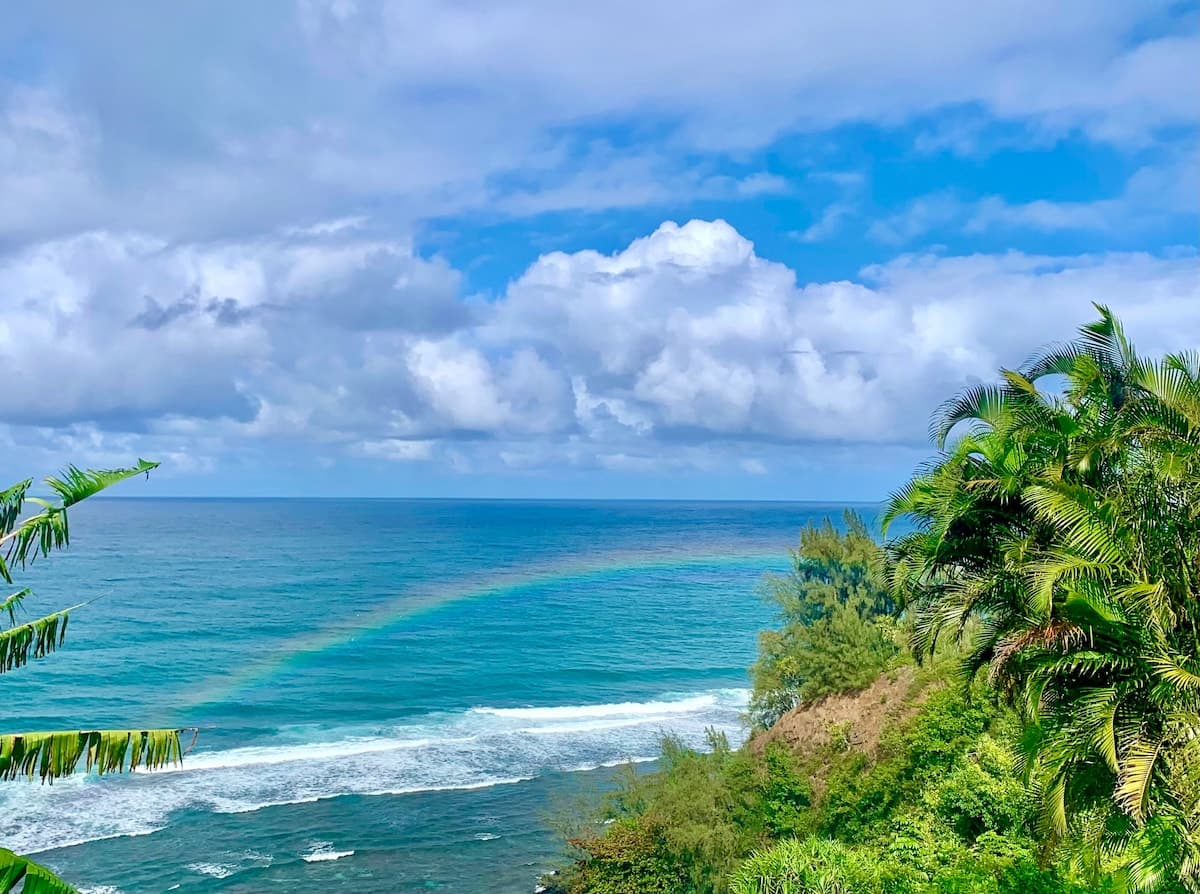Couple's Kauai Cliffside Retreat with A/C - Photo 2