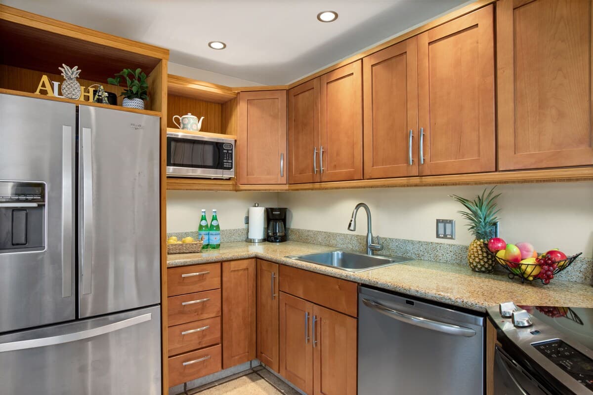 Condo in Kihei · ★4.75 · 1 bedroom · 2 beds · 1 bath - Photo 5