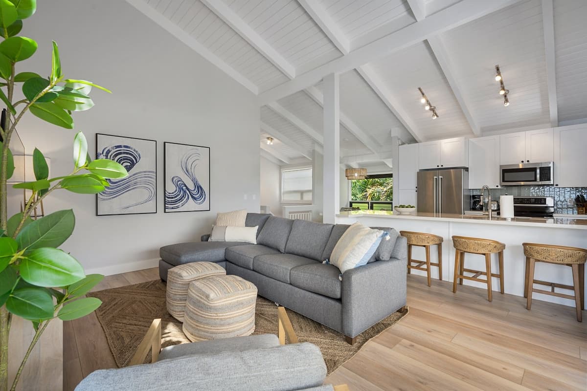 Condo in Wailea · ★4.9 · 2 bedrooms · 4 beds · 2.5 private baths - Photo 1