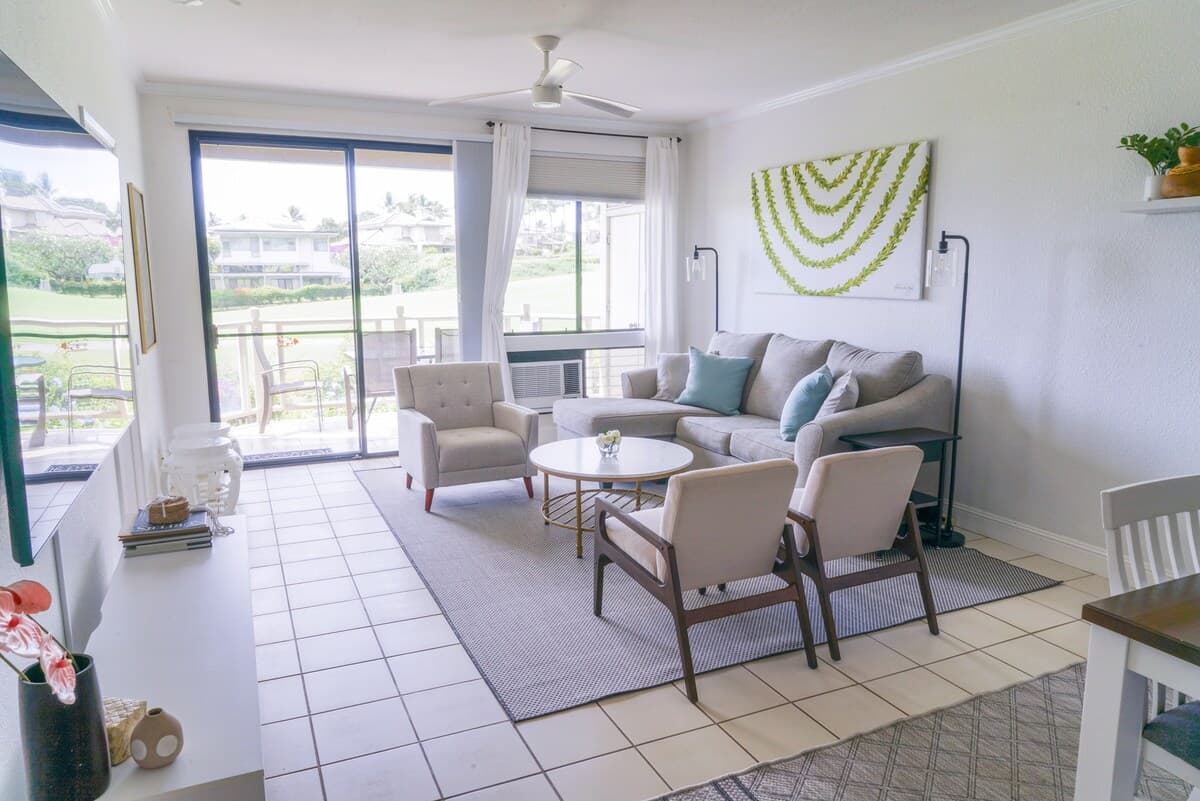 Condo in Wailea · ★4.95 · 2 bedrooms · 3 beds · 2 private baths - Photo 3