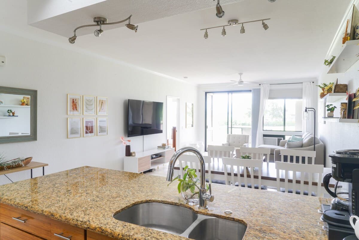 Condo in Wailea · ★4.95 · 2 bedrooms · 3 beds · 2 private baths - Photo 5