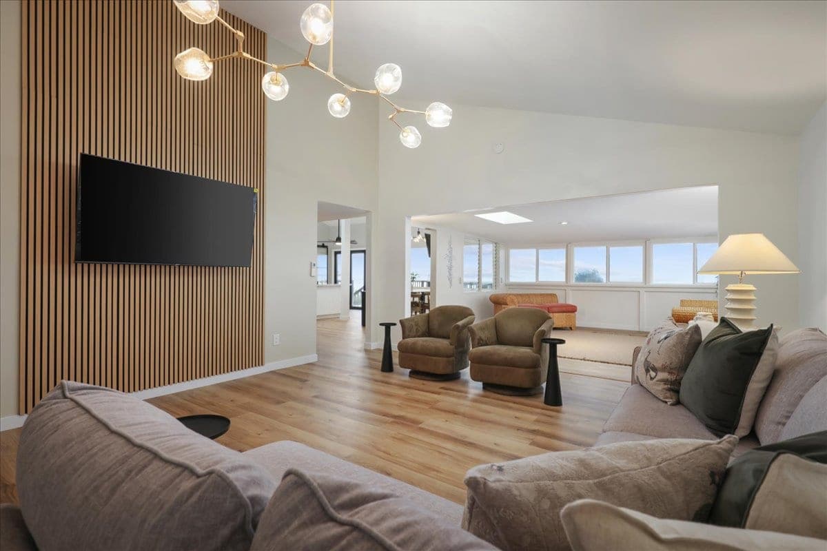 Home in Kailua-Kona · ★4.91 · 4 bedrooms · 6 beds · 3.5 baths - Photo 3