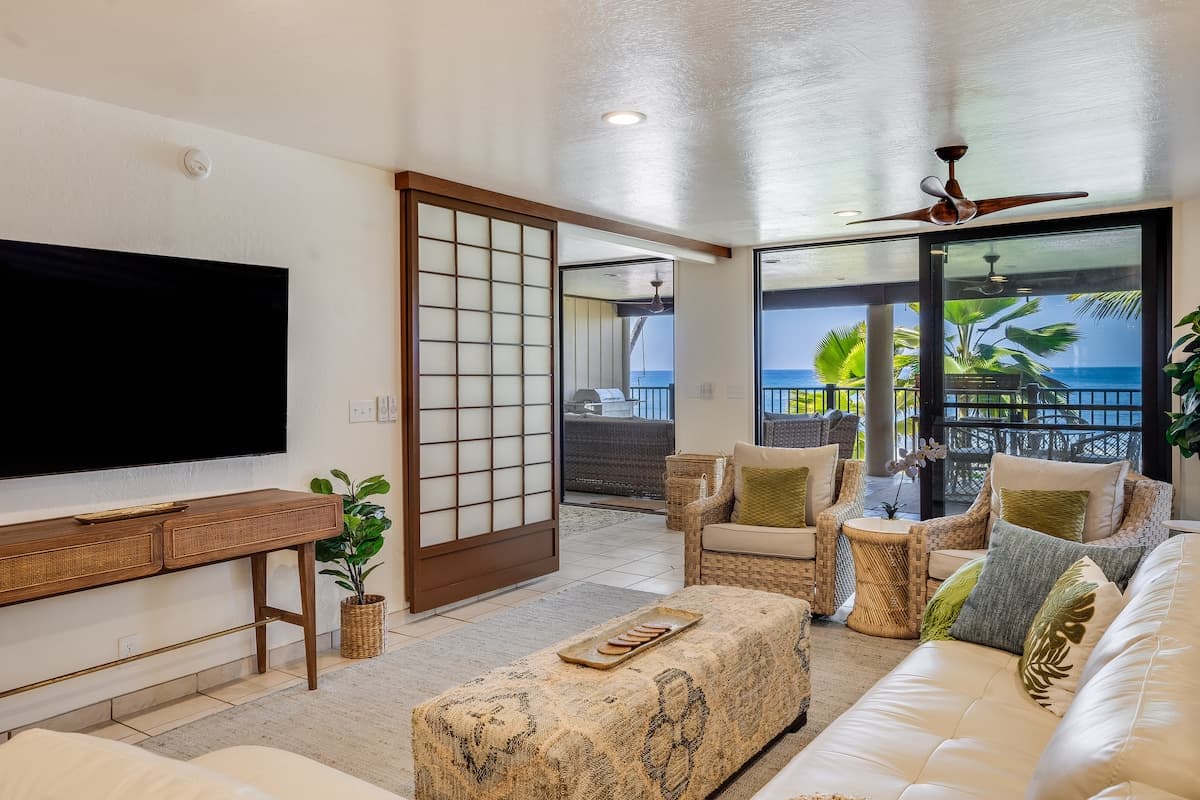 Beautiful Modern Ocean Front Condo - Photo 5