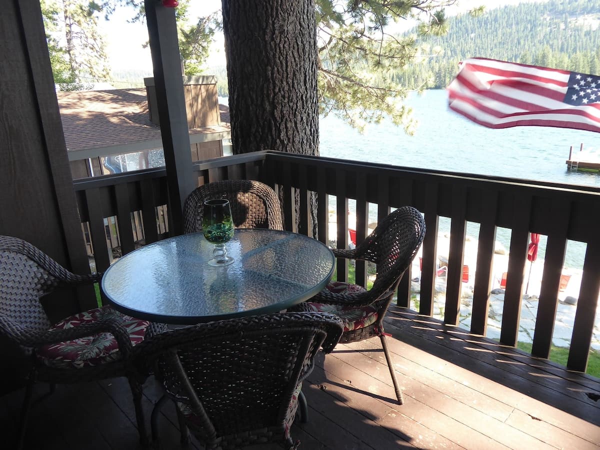Donner Lake Waterfront Condo with Mountain Views - Photo 5