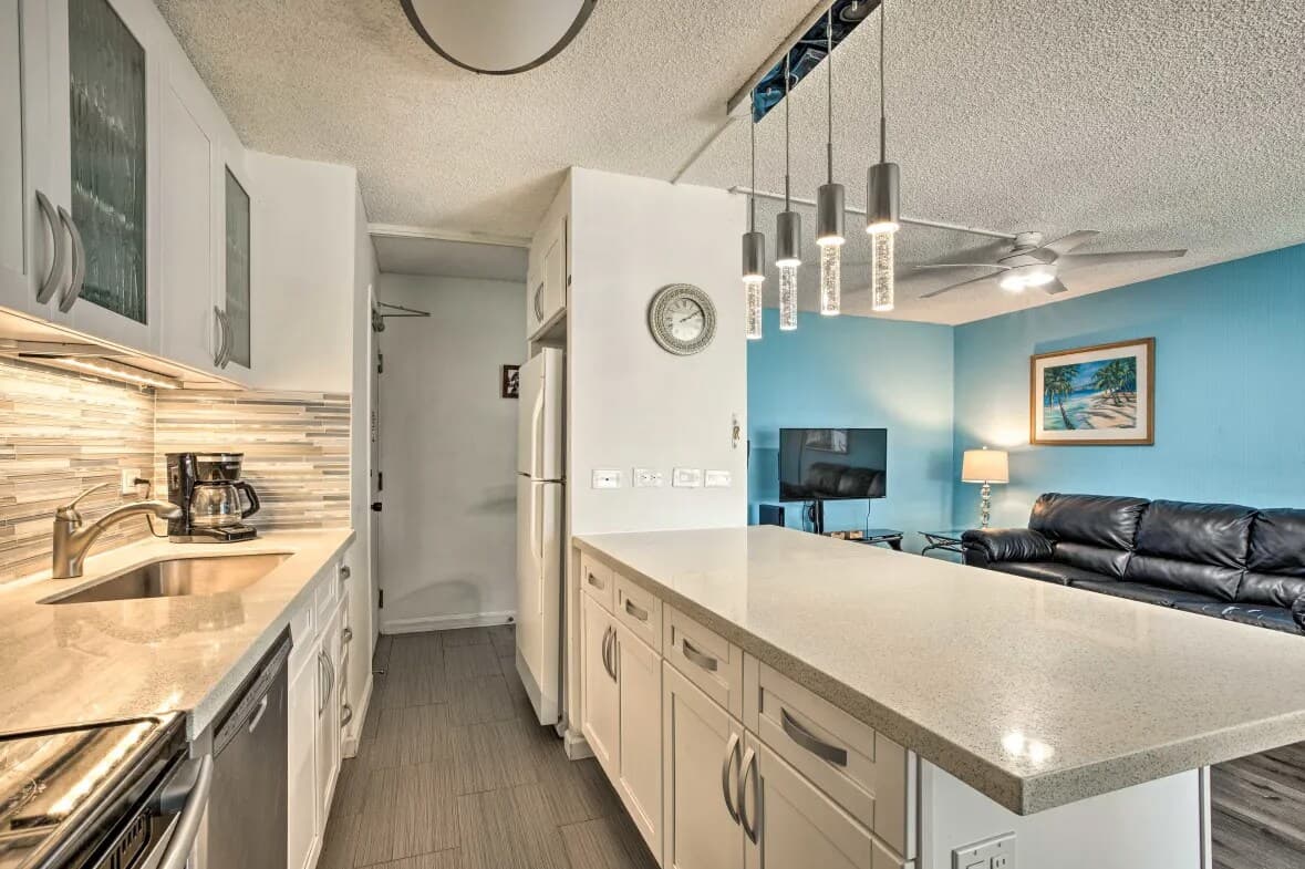 timeshare next to hilton village - Photo 2