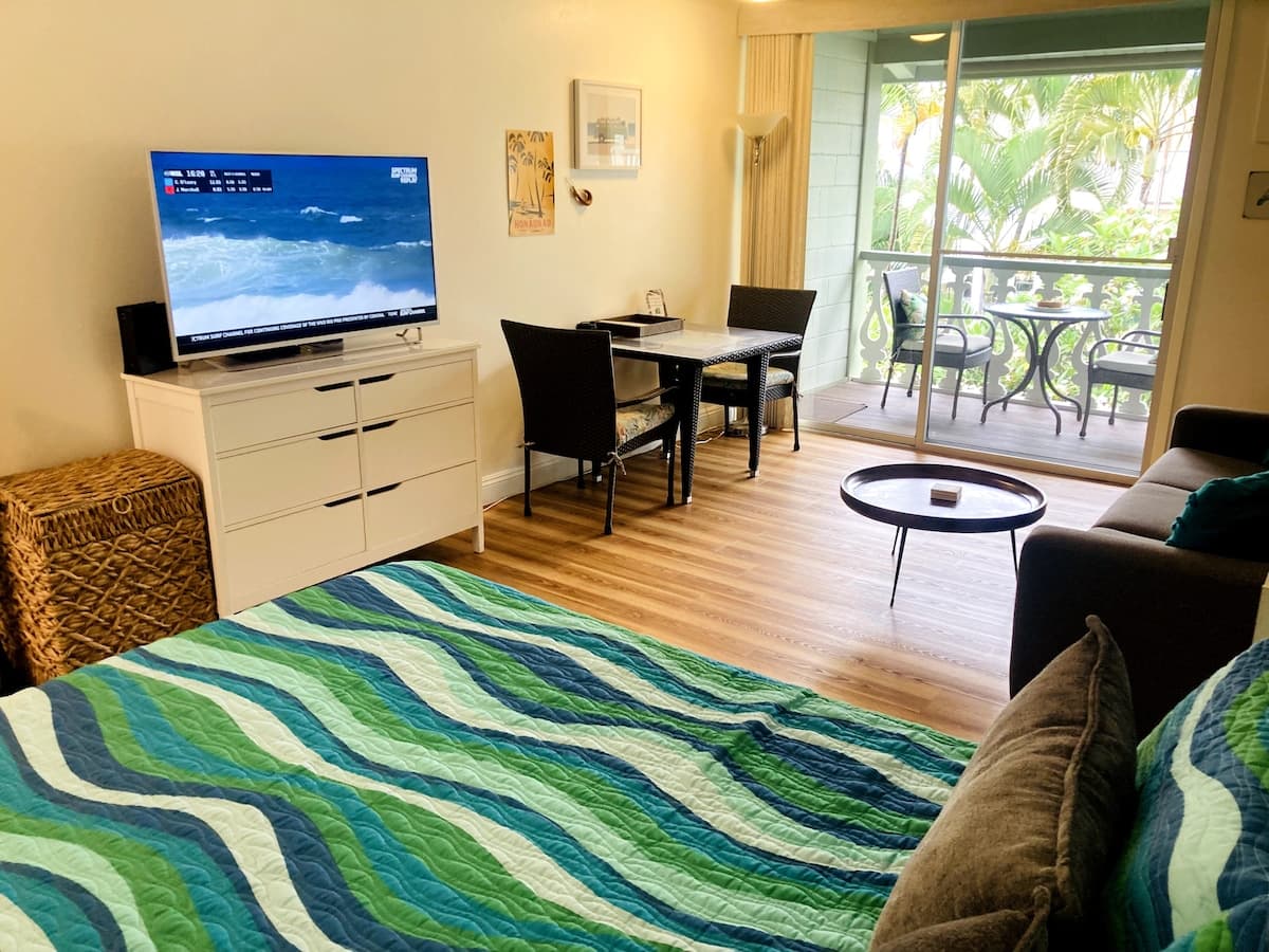 Hale Hoʻokipa – Downtown Kailua-Kona! - Photo 4
