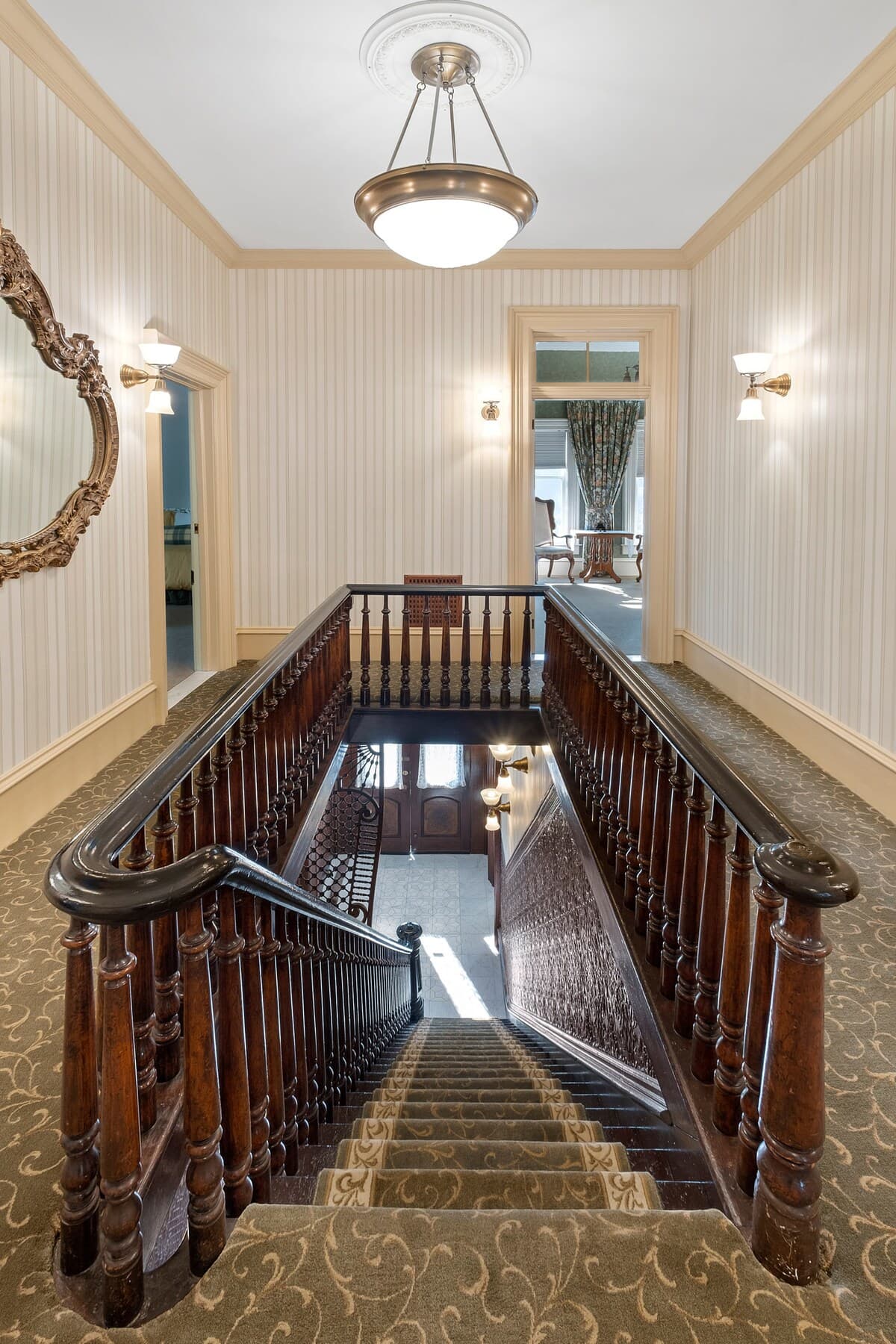 Victorian within walking distance to DT Truckee! - Photo 3