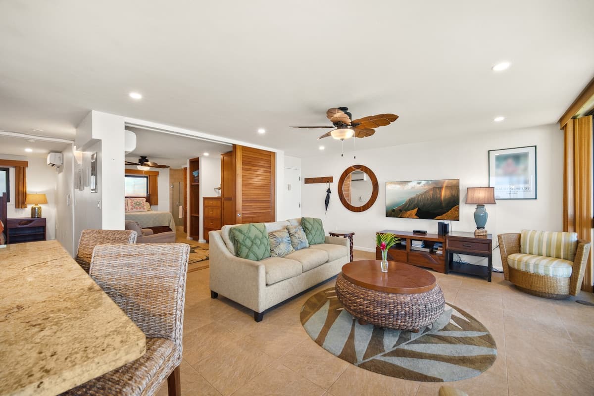 Kuhio Shores Unit 114 Oceanfront 2 Bedroom 2 Bath - Photo 3