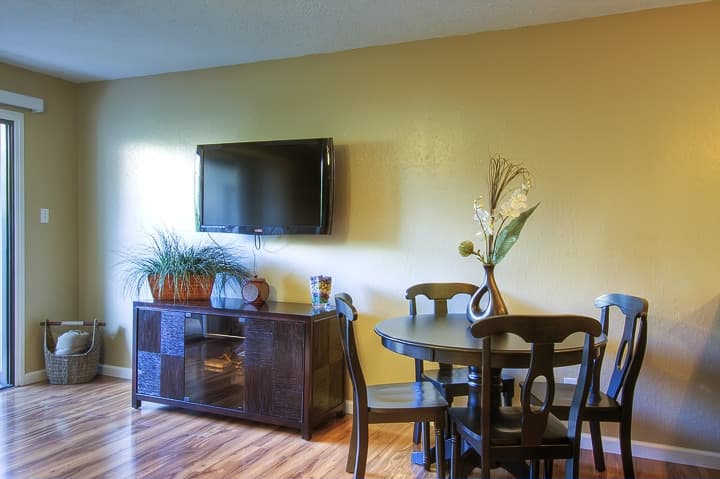 Low rates- A/C-free parking-no resort fees KR131 - Photo 2