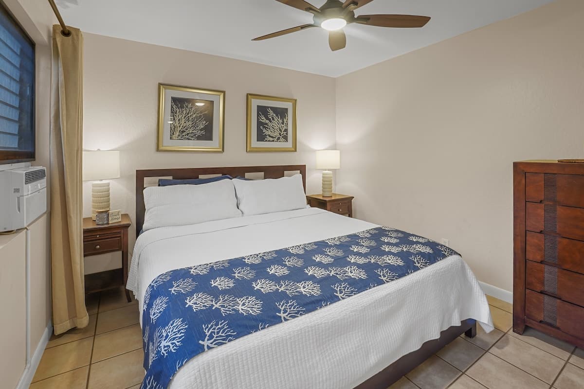 Low rates-tropical resort. A/C free parking KR120 - Photo 1