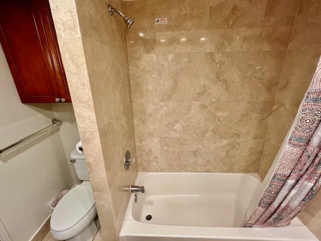 Condo in Honolulu · ★4.75 · 1 bedroom · 1 bed · 1 private bath - Photo 5