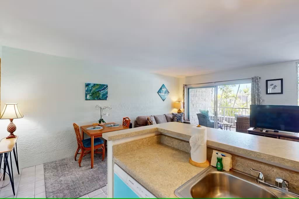 Condo in Kailua-Kona · ★4.89 · 1 bedroom · 1 bed · 1 bath - Photo 5