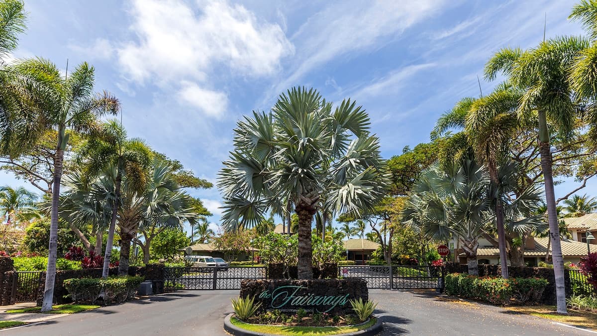 Townhouse in Waimea · ★4.98 · 3 bedrooms · 3 beds · 2.5 baths - Photo 3