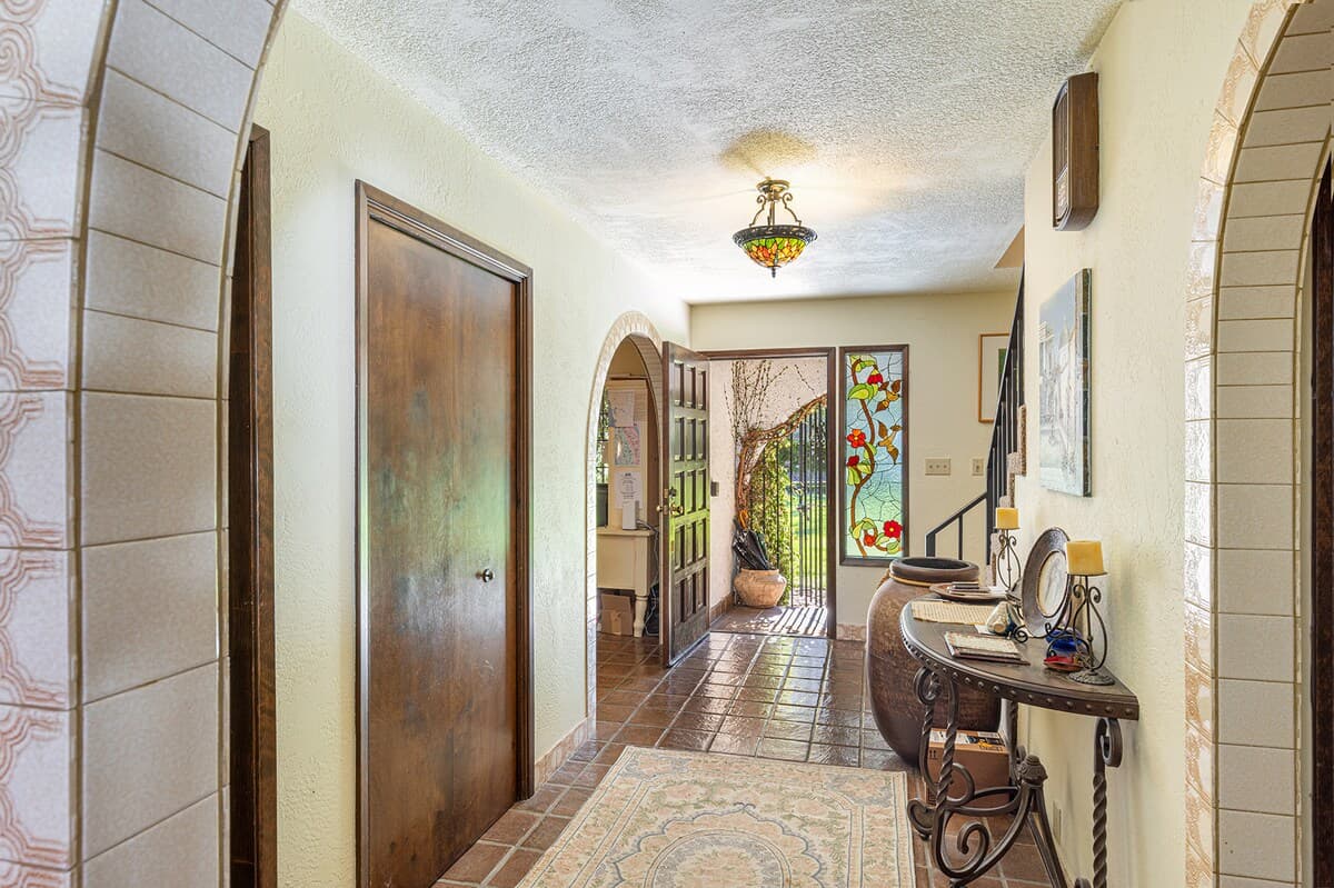 Luxury Italian Villa in Napa Valley Heart - Photo 5
