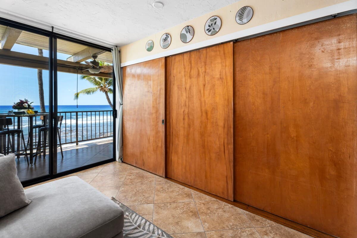 Charming 2 Bedroom/2 Bath with A/C #208 - Photo 3