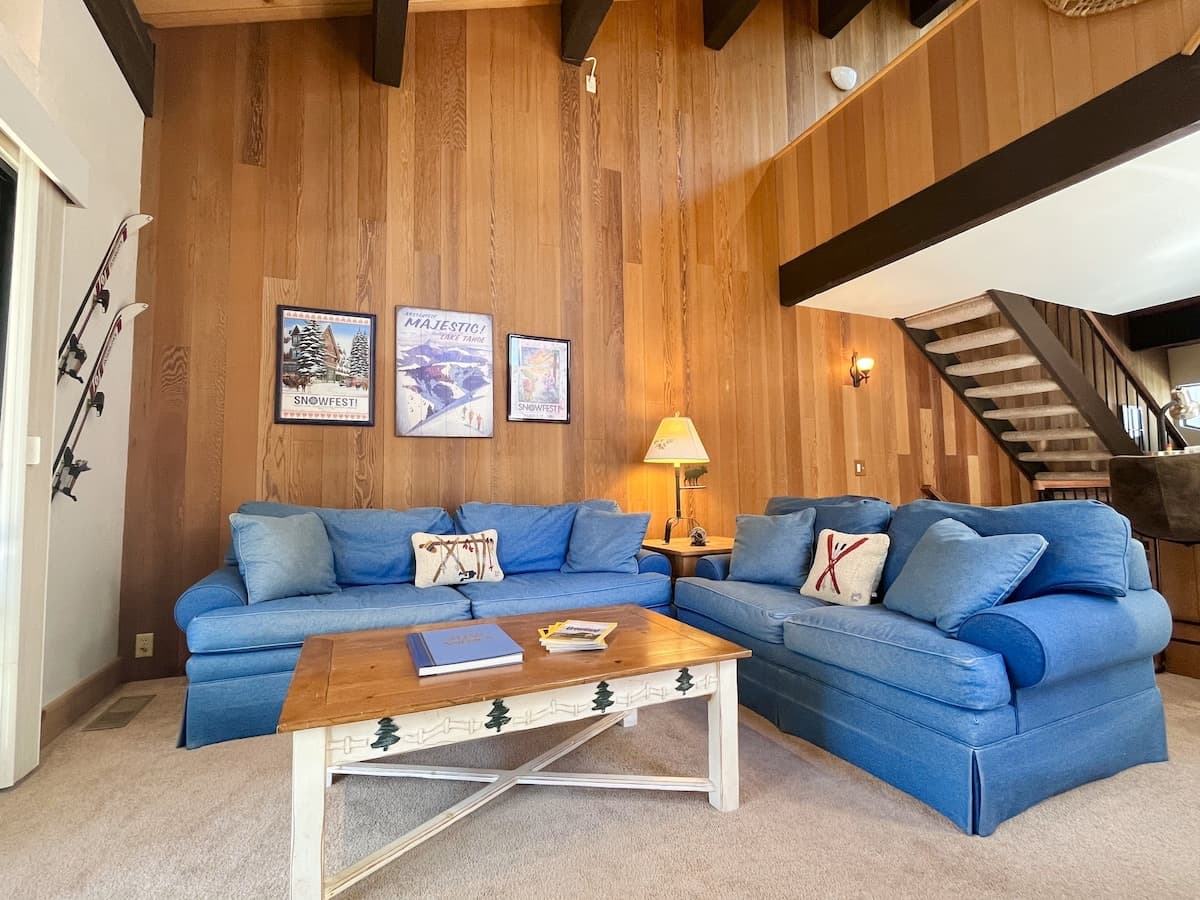 Arcade, Pool & Lake-Access Townhome - Photo 1