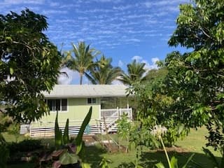 Cabin in Keaau · ★4.92 · 1 bedroom · 2 beds · 1 private bath - Photo 5