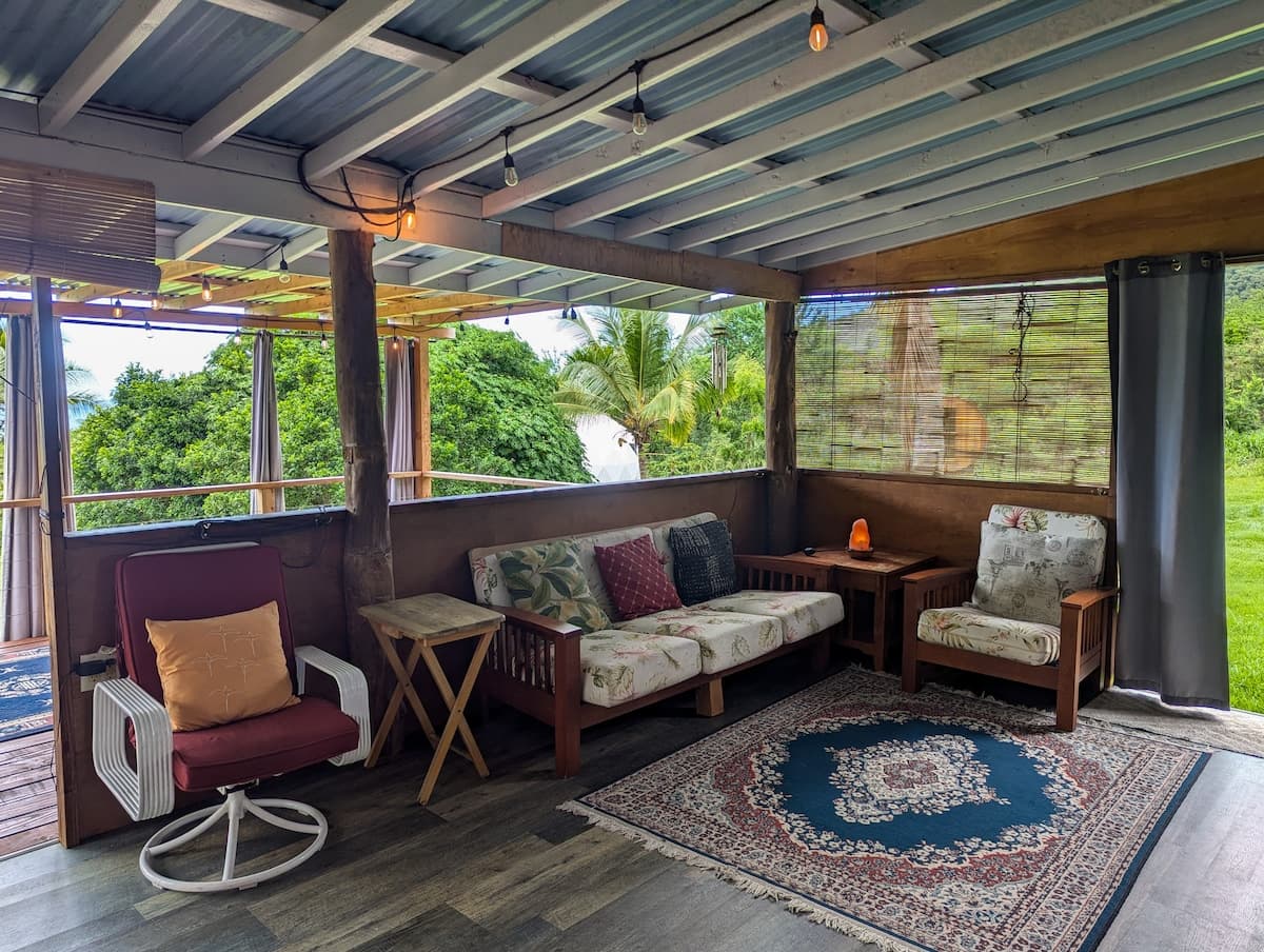 Cabin in Captain Cook · ★4.38 · Studio · 1 bed · 1 private bath - Photo 4