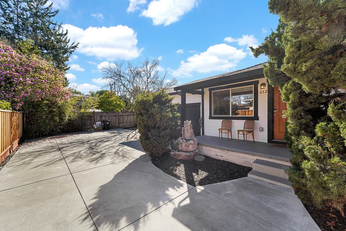Cozy Sunnyvale Home by Google, Pets OK, Garage - Photo 1