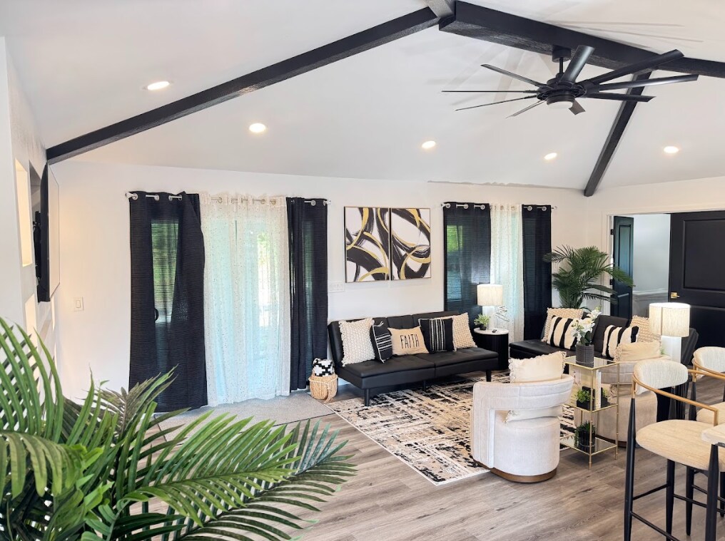 Home in Keaau · ★4.92 · 4 bedrooms · 5 beds · 2 private baths - Photo 4
