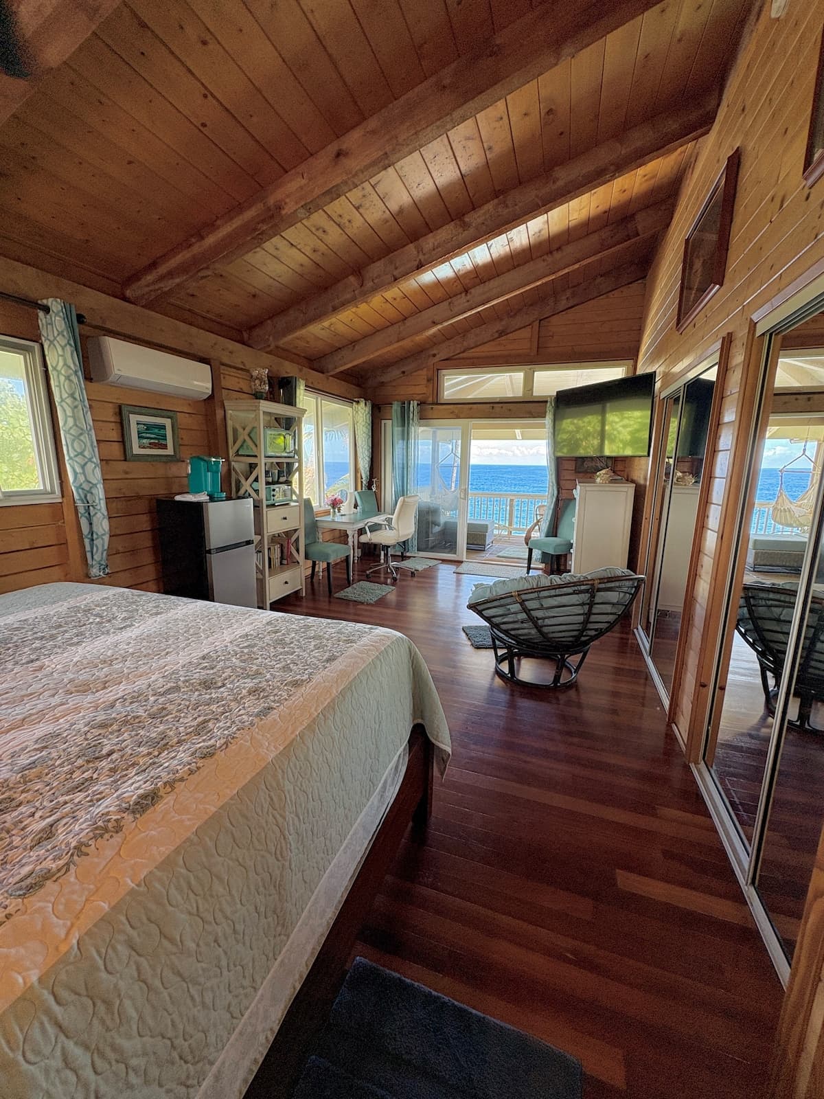 Home in Keaau · ★4.95 · 2 bedrooms · 2 beds · 1 bath - Photo 4