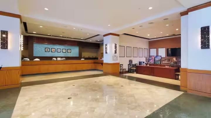New Listing OceanView Ilikai Waikiki Resort Condo - Photo 4