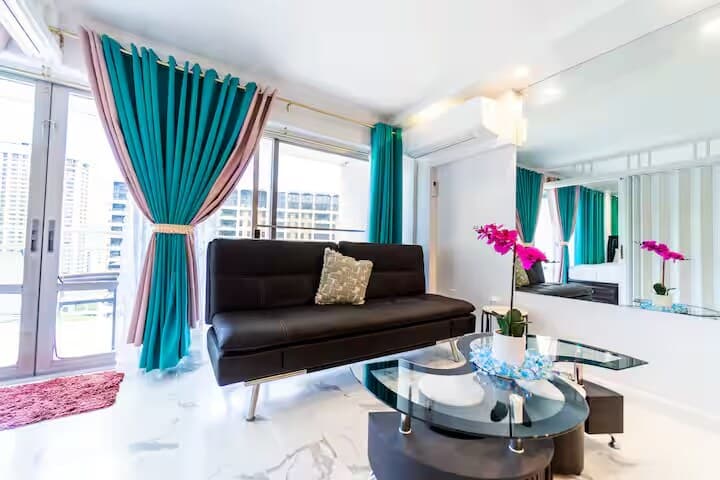 New Listing OceanView Ilikai Waikiki Resort Condo - Photo 2